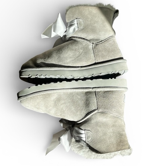 Ugg Gita Bow Mini Boots Women 8 in Seal Grey - Picture 3 of 8